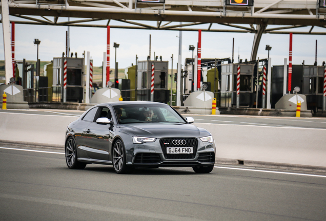 Audi RS5 B8 2012