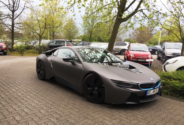 BMW i8