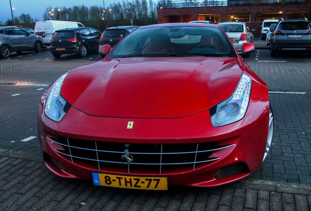 Ferrari FF