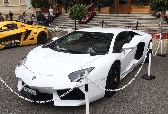 Lamborghini Aventador LP700-4