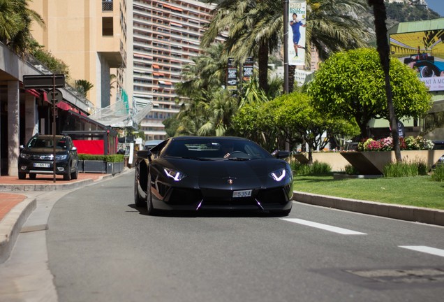 Lamborghini Aventador LP700-4