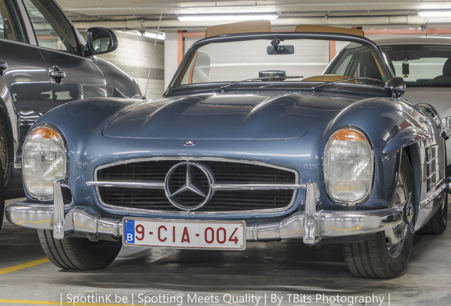 Mercedes-Benz 300SL Roadster