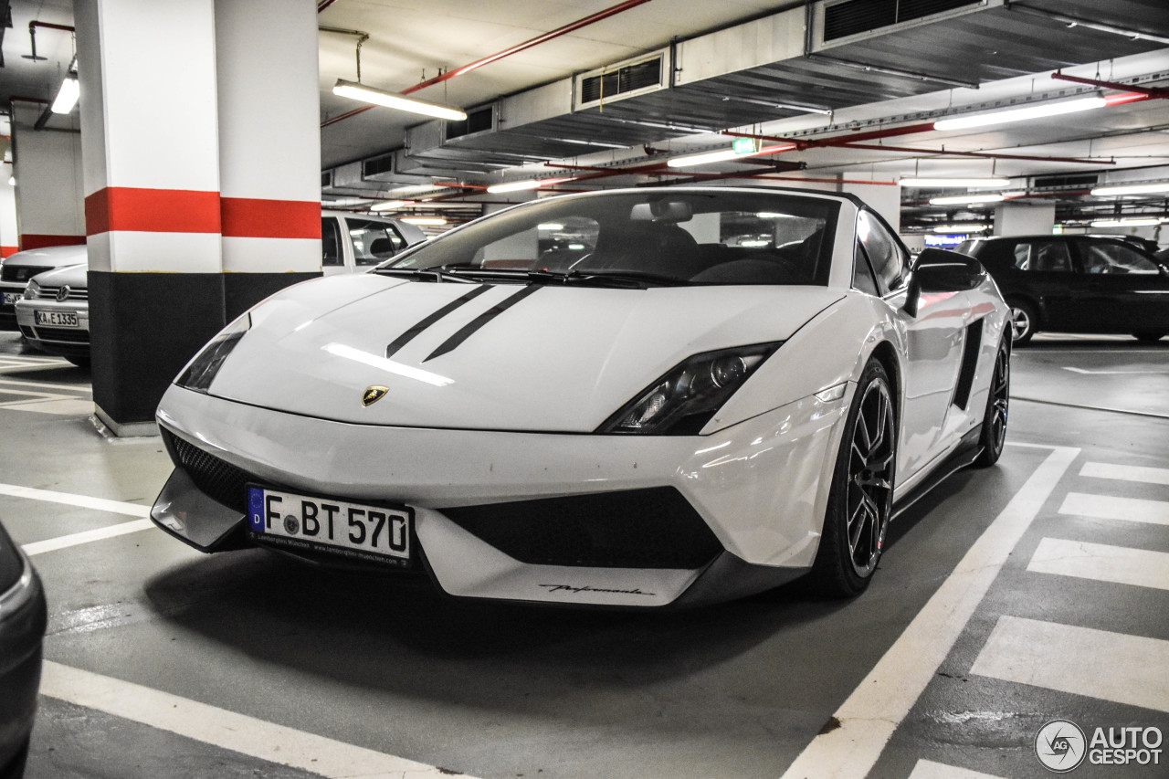 Lamborghini Gallardo LP570-4 Spyder Performante