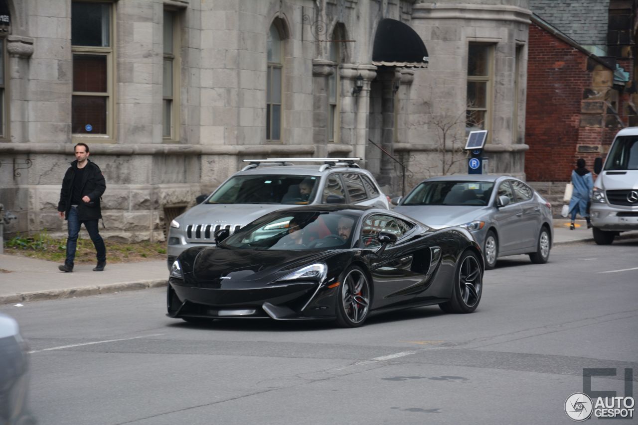 McLaren 570GT