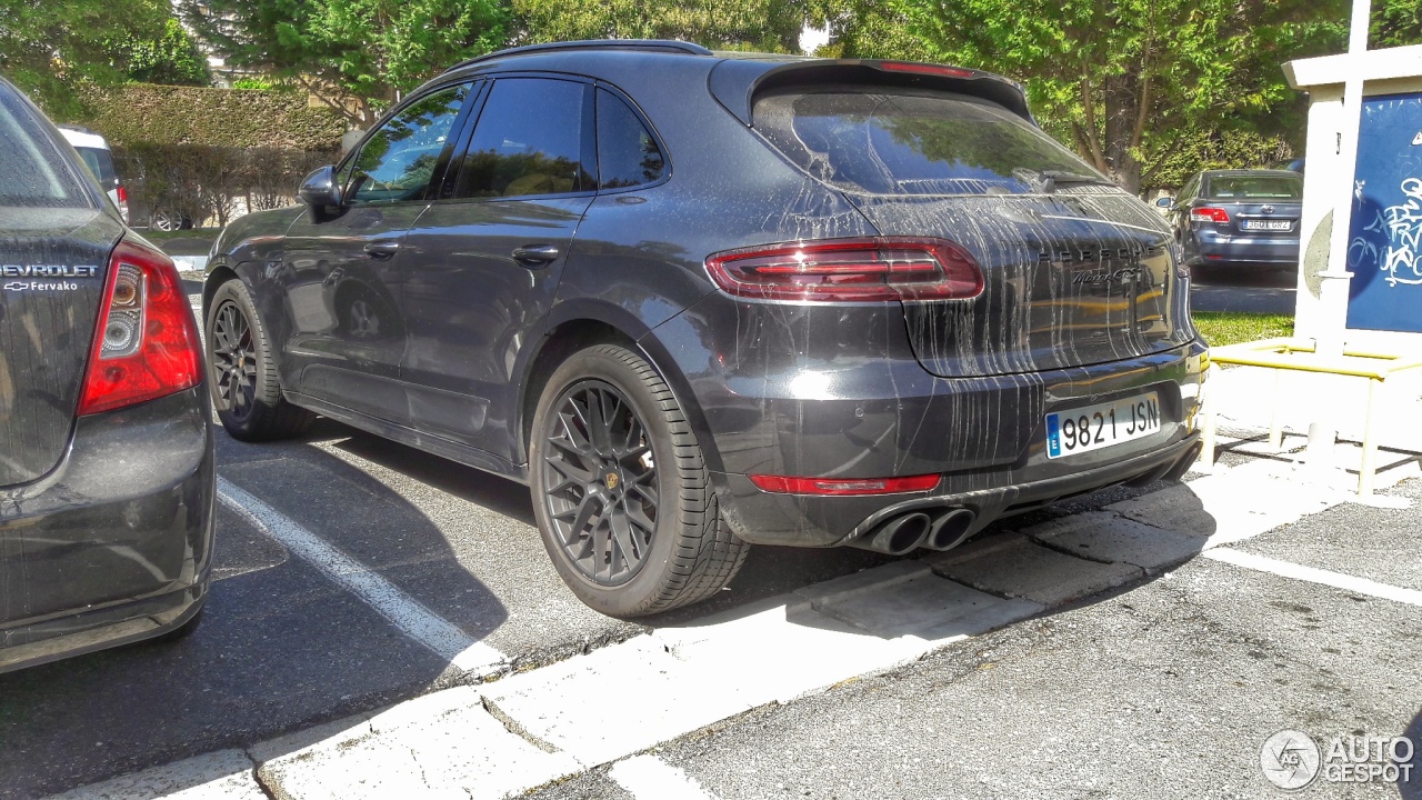 Porsche 95B Macan GTS