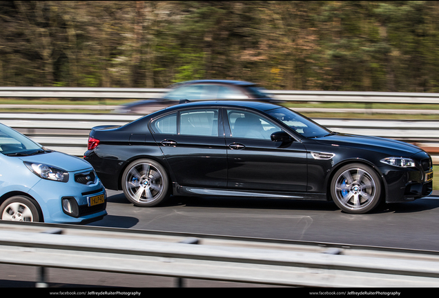 BMW M5 F10 2014 Performance Edition