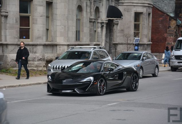 McLaren 570GT