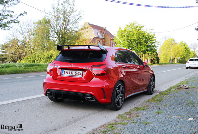 Mercedes-AMG A 45 W176 2015