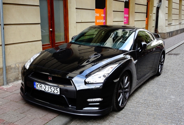 Nissan GT-R 2014