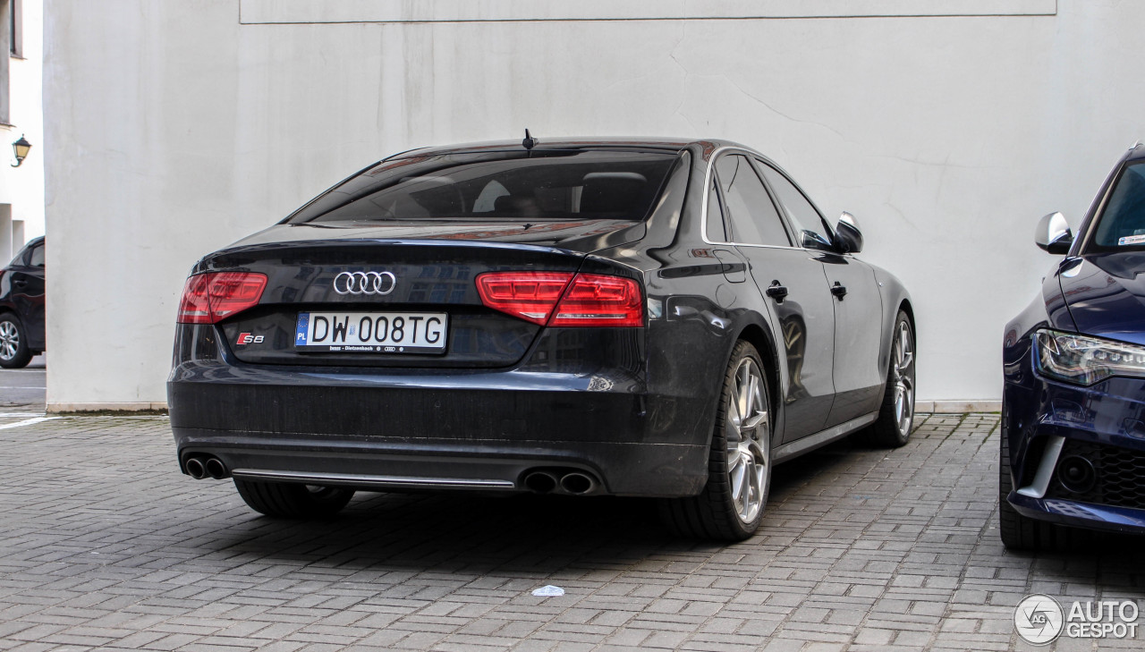 Audi S8 D4