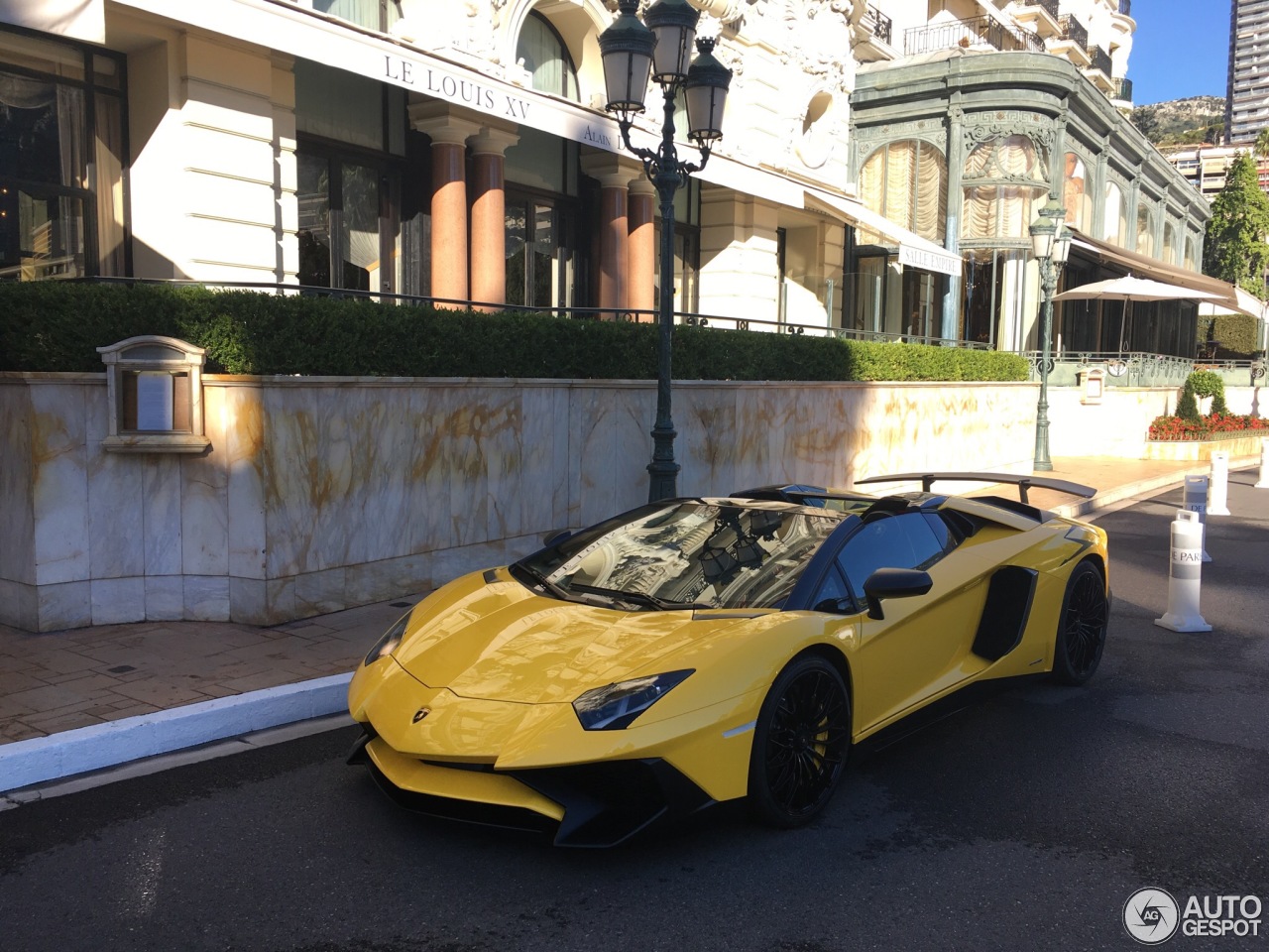 Lamborghini Aventador LP750-4 SuperVeloce Roadster