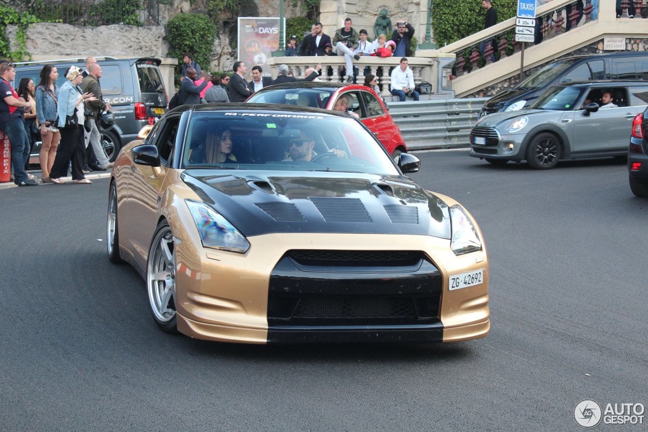 Nissan GT-R