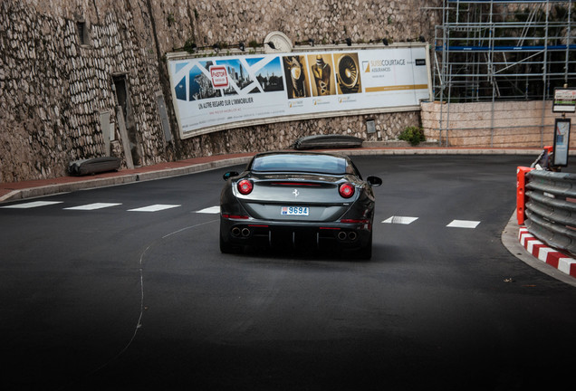 Ferrari California T