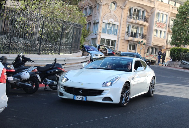 Ferrari FF