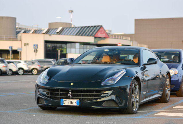 Ferrari FF