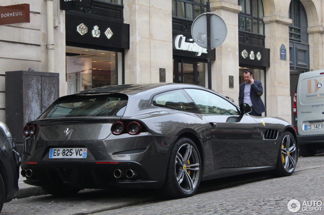 Ferrari GTC4Lusso