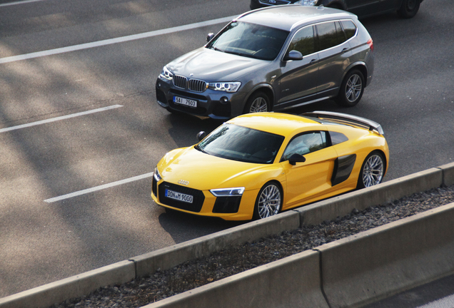 Audi R8 V10 Plus 2015