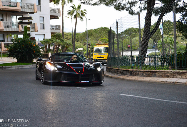 Ferrari LaFerrari Aperta