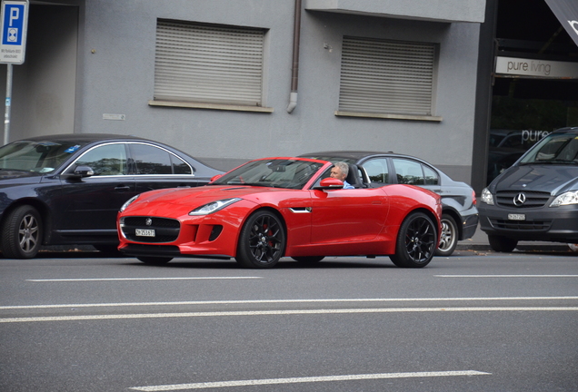 Jaguar F-TYPE S Convertible