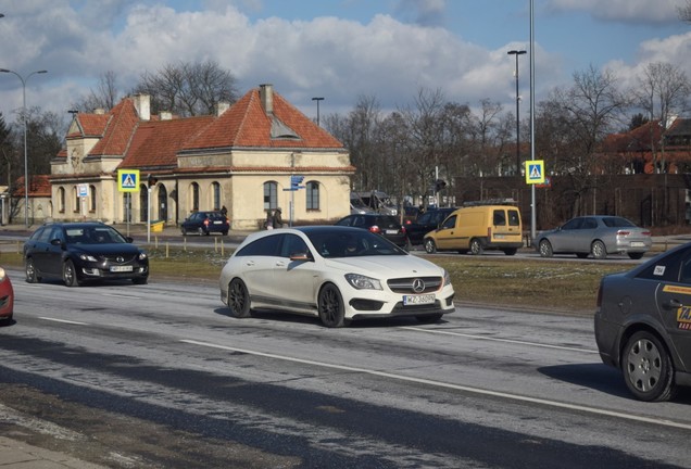 Mercedes-Benz CLA 45 AMG Shooting Brake OrangeArt Edition