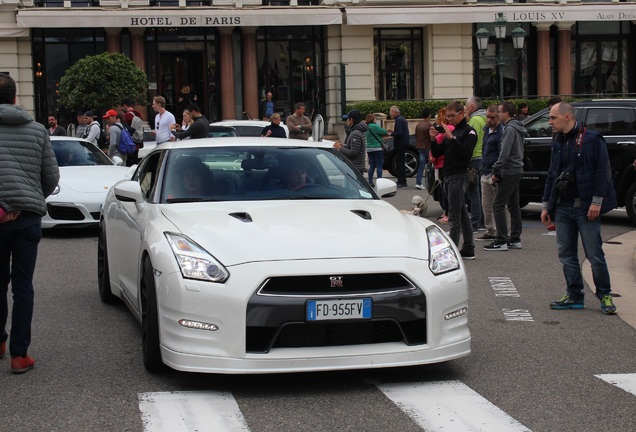 Nissan GT-R 2014