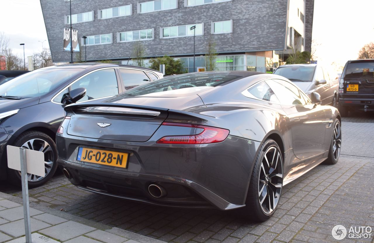 Aston Martin Vanquish 2013