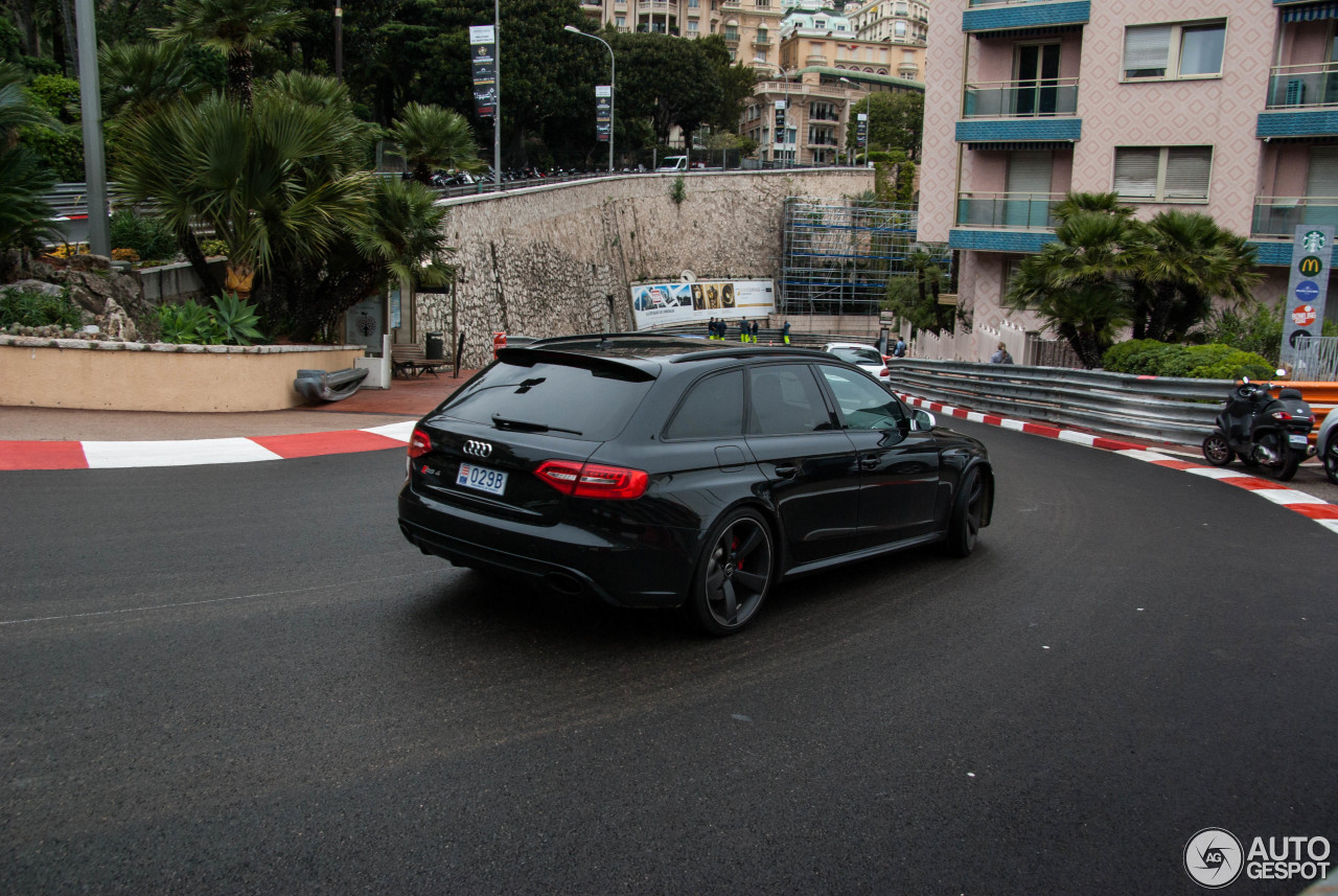 Audi RS4 Avant B8