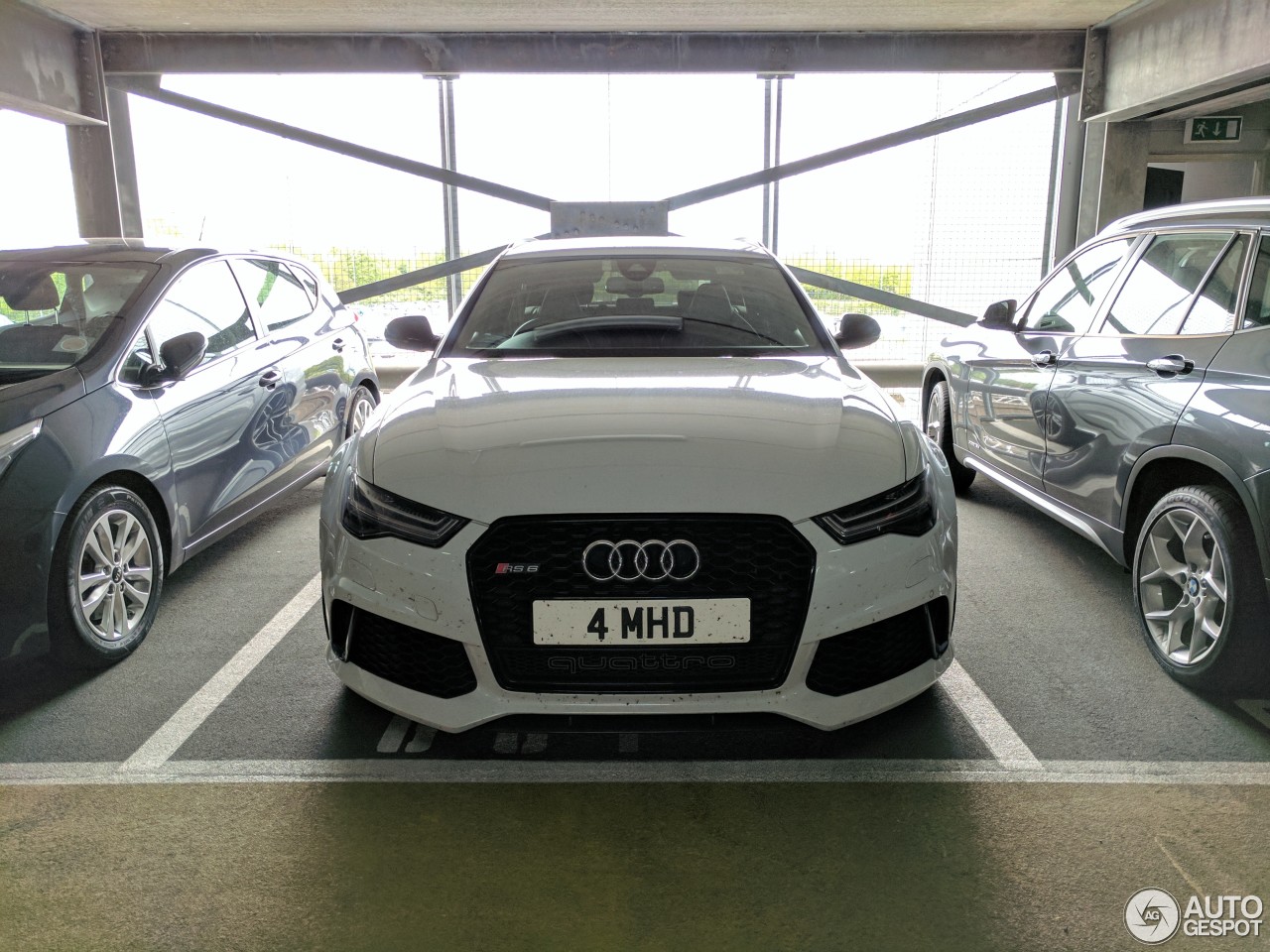 Audi RS6 Avant C7 2015