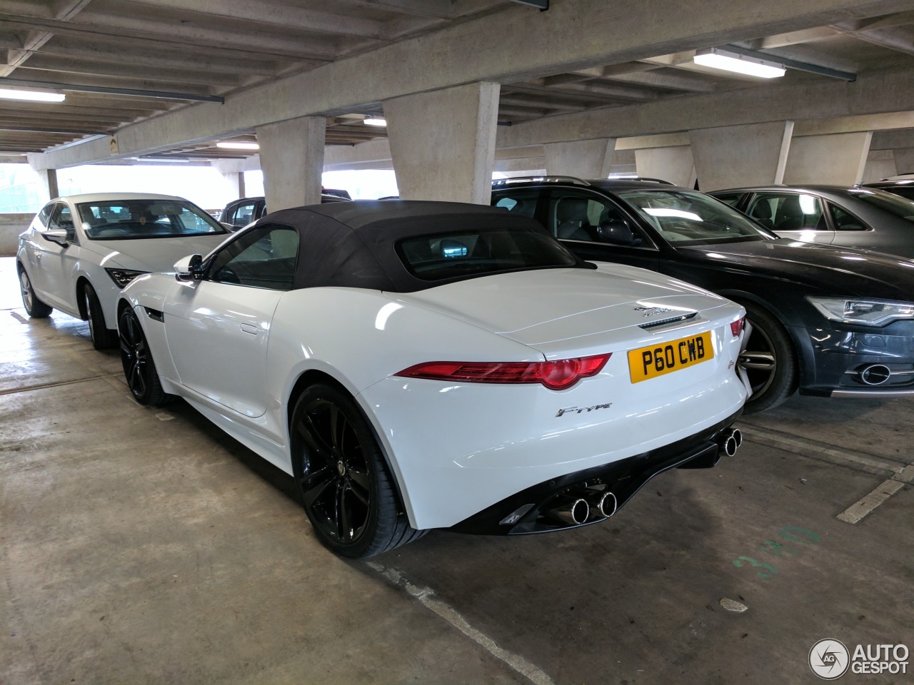 Jaguar F-TYPE S V8 Convertible