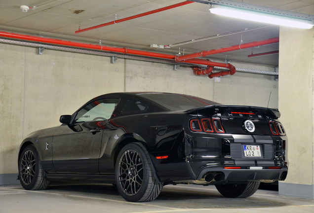 Ford Mustang Shelby GT500 2013