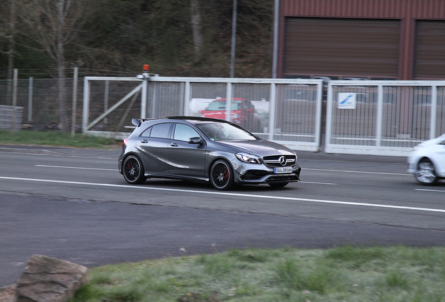 Mercedes-AMG A 45 W176 2015