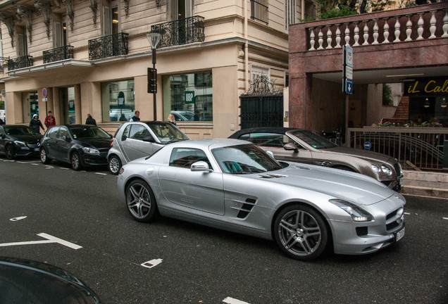 Mercedes-Benz SLS AMG