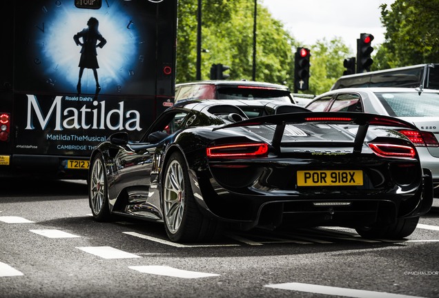 Porsche 918 Spyder Weissach Package