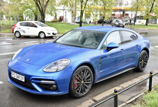 Porsche 971 Panamera Turbo