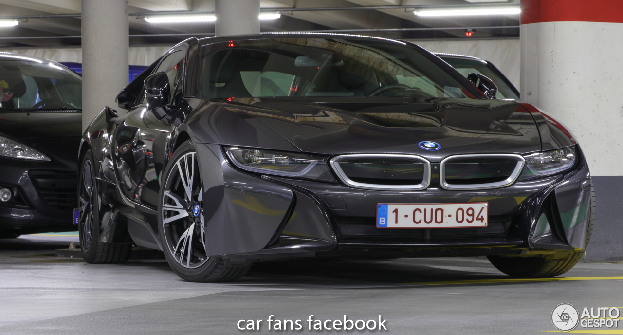 BMW i8