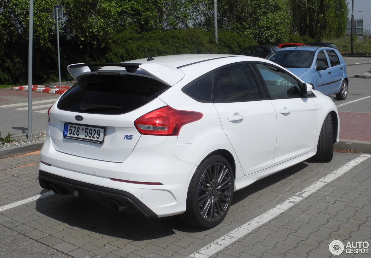 Ford Focus RS 2015