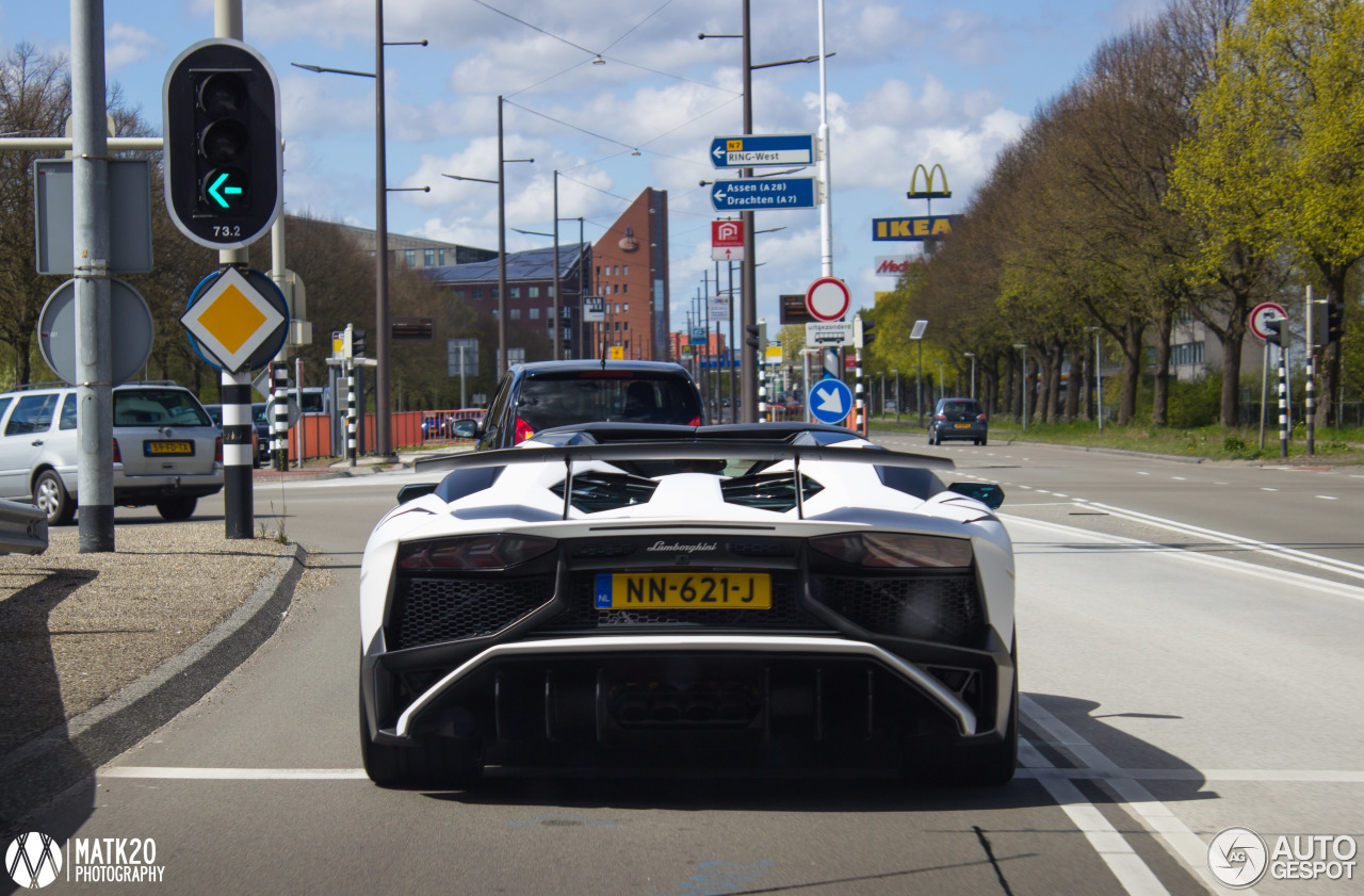 Lamborghini Aventador LP750-4 SuperVeloce Roadster