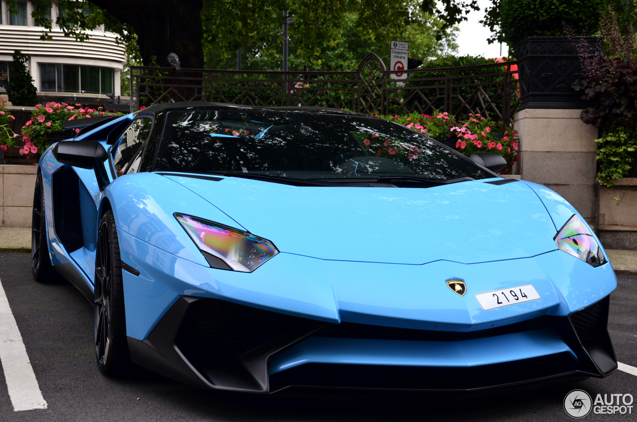 Lamborghini Aventador LP750-4 SuperVeloce Roadster