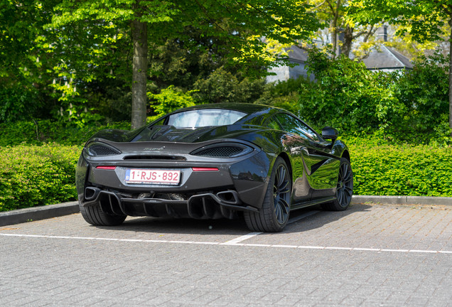 McLaren 570S