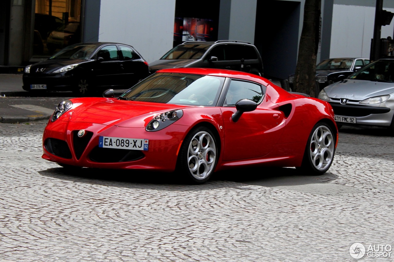 Alfa Romeo 4C Coupé