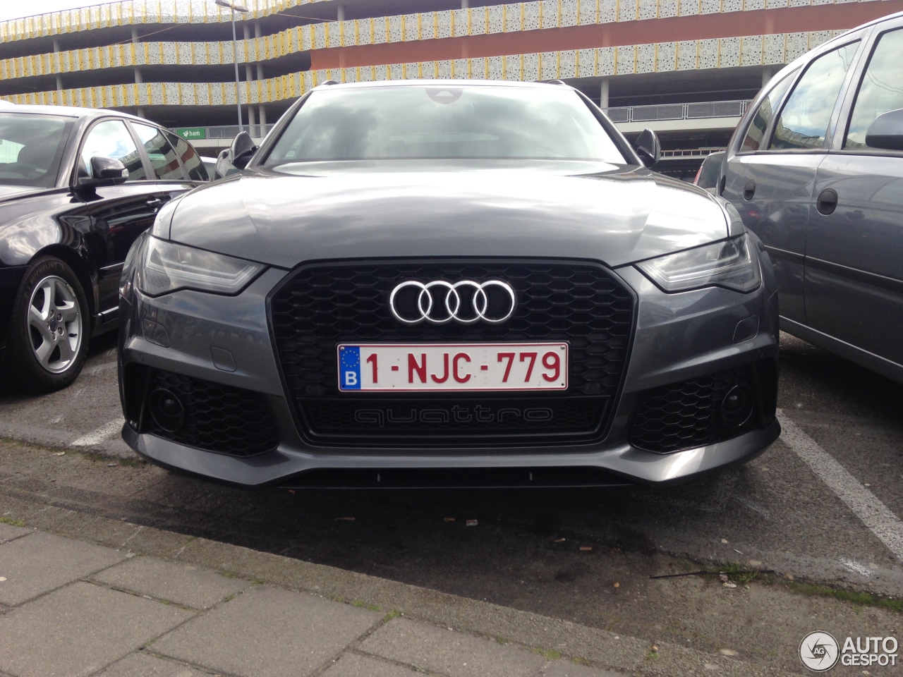 Audi RS6 Avant C7 2015