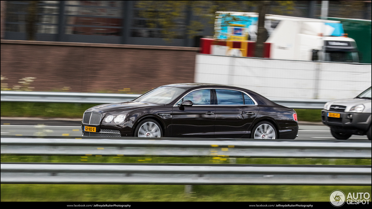 Bentley Flying Spur V8