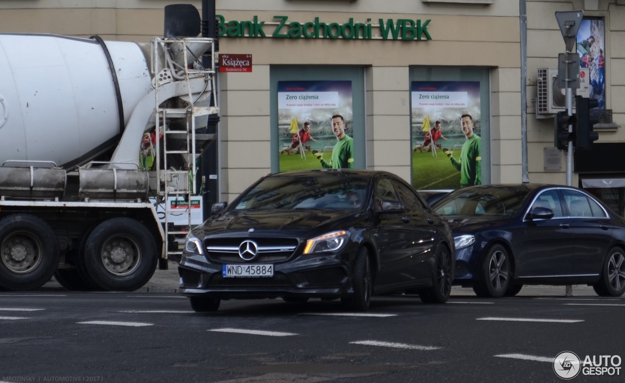 Mercedes-Benz CLA 45 AMG C117