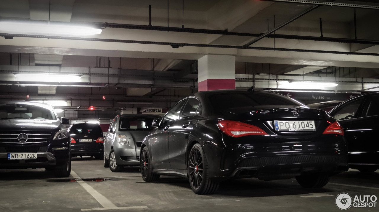 Mercedes-Benz CLA 45 AMG C117