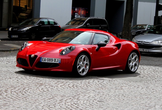 Alfa Romeo 4C Coupé