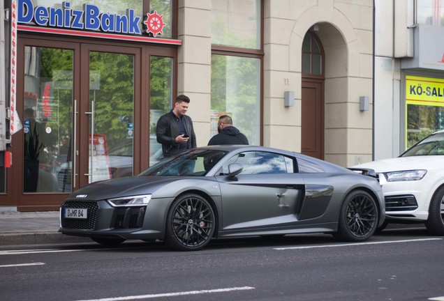 Audi R8 V10 Plus 2015