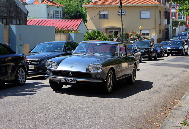 Ferrari 330 GT 2+2 Series I