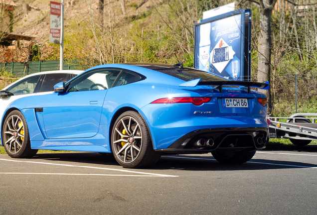 Jaguar F-TYPE SVR Coupé