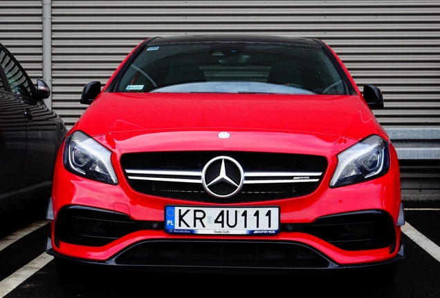 Mercedes-AMG A 45 W176 2015