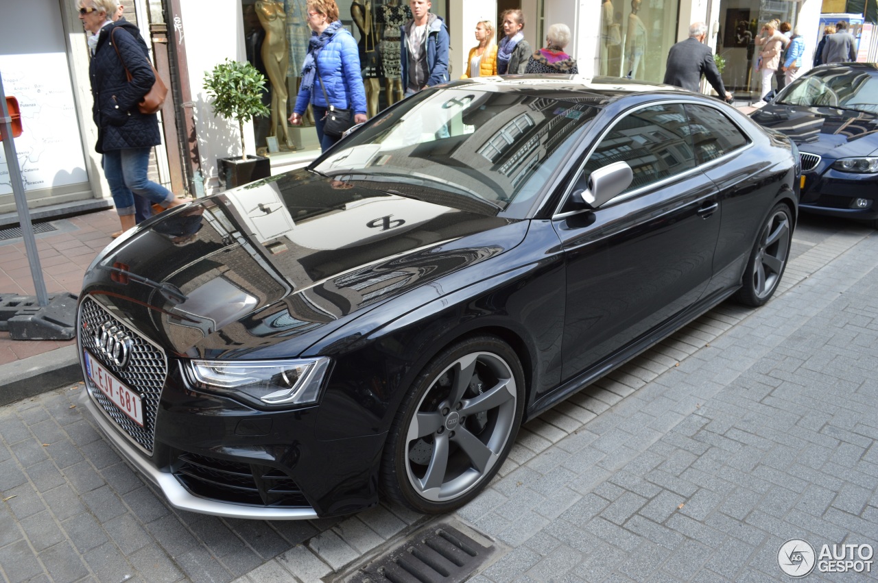 Audi RS5 B8 2012